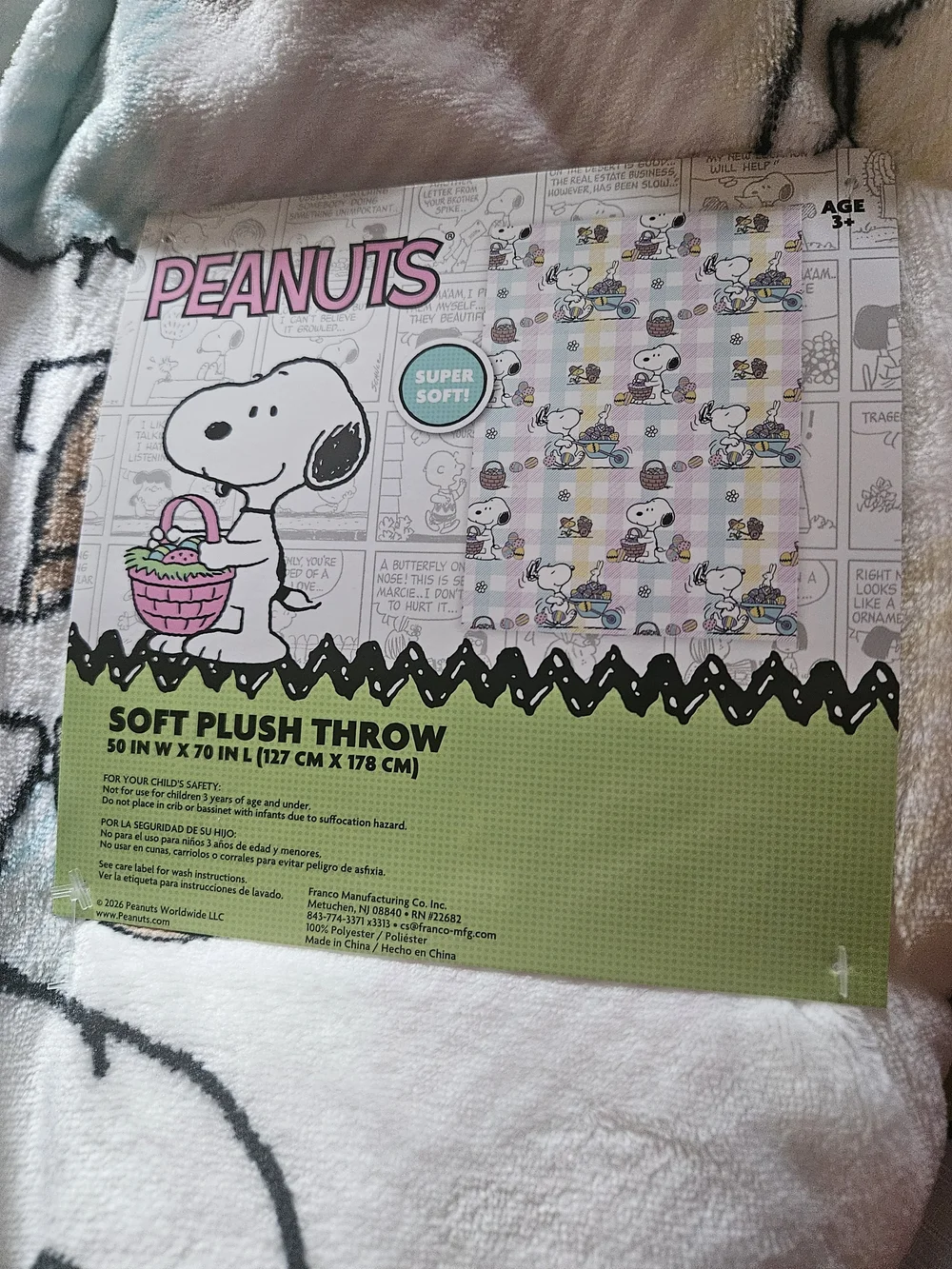 Peanuts Soft Plush Throw Blanket - Pink White Snoopy Design